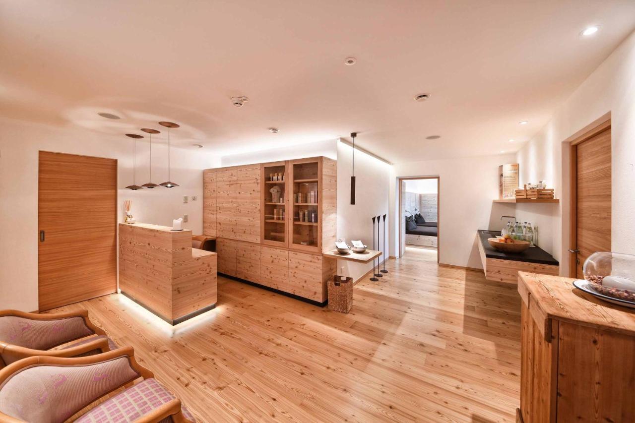 Hotel & Gasthof Zum Hirschen San Genesio Atesino Ngoại thất bức ảnh