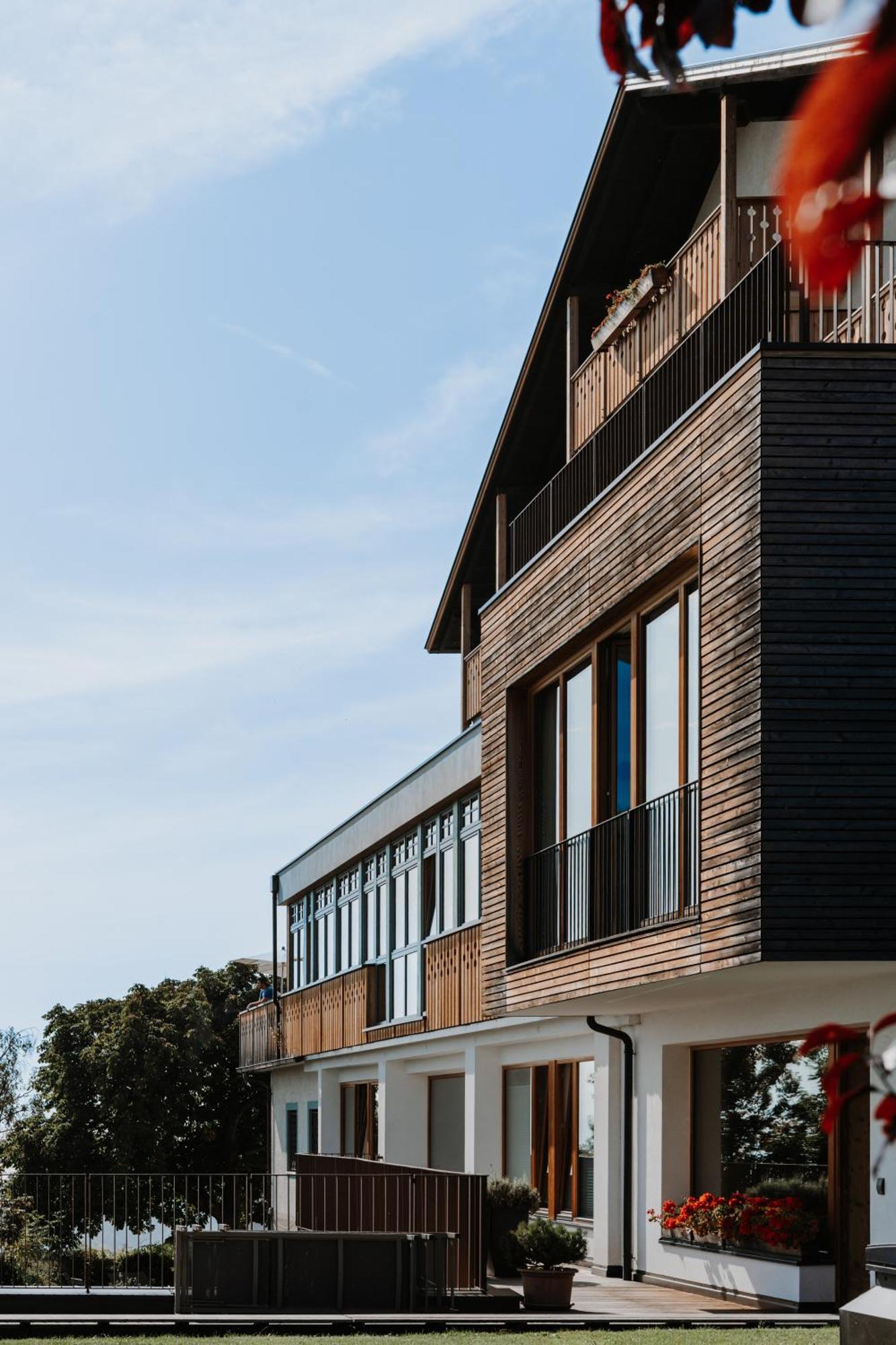 Hotel & Gasthof Zum Hirschen San Genesio Atesino Ngoại thất bức ảnh